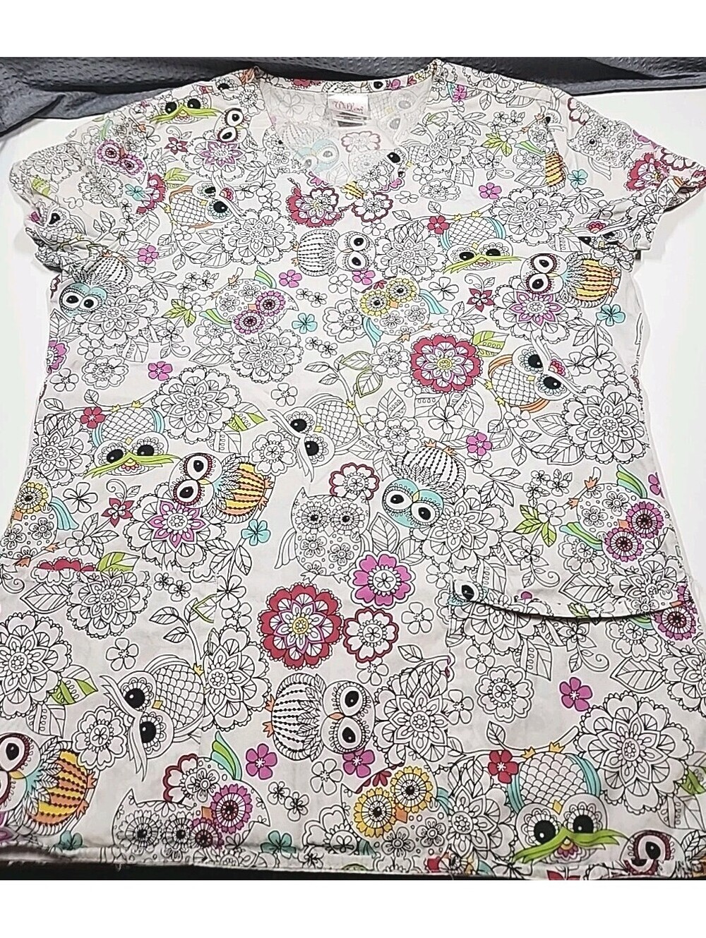 Willowbrook Owl Scrub Top, Size Small, V Neck, Short Sleeve, 2 Front Pockets